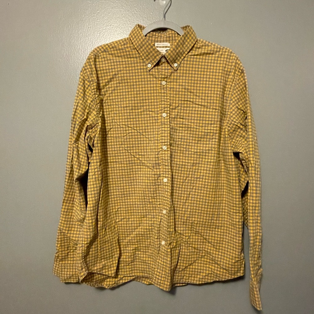Old Navy gingham button down shirt